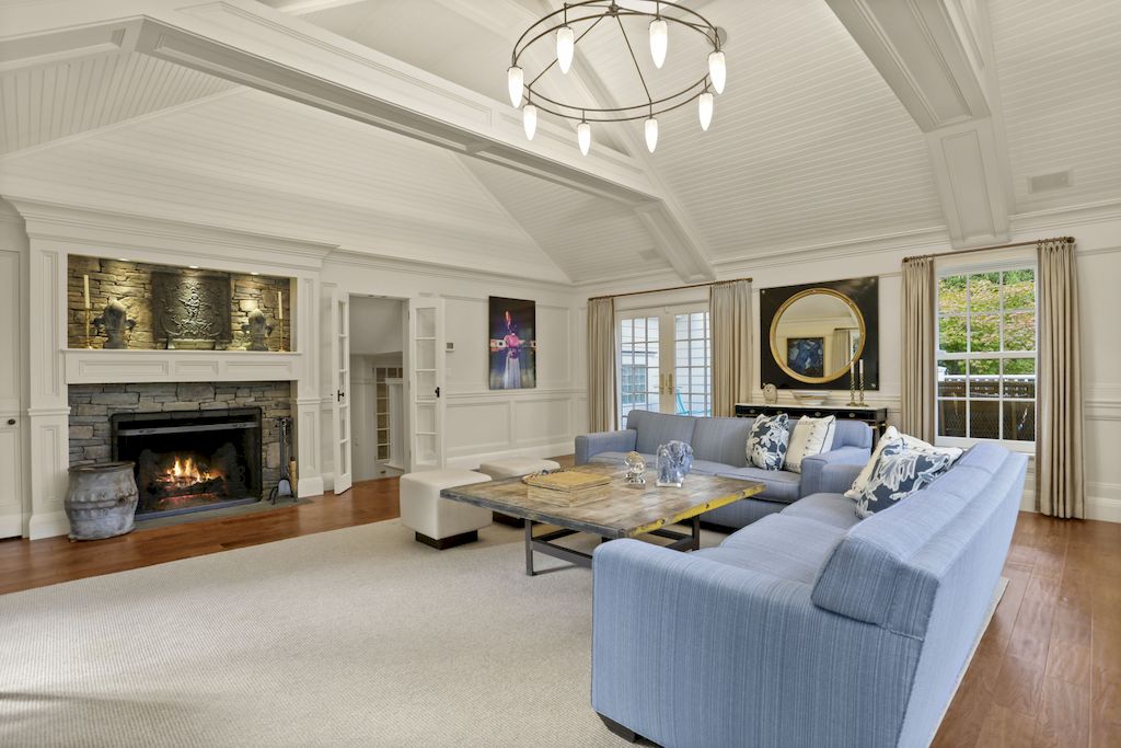 Stunning and Renovated Colonial in Connecticut with Striking Architectural Details on Market for $3,050,000