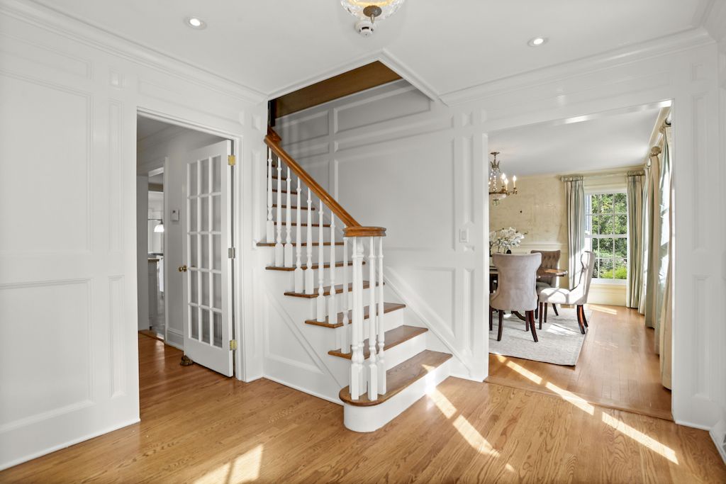 Stunning and Renovated Colonial in Connecticut with Striking Architectural Details on Market for $3,050,000