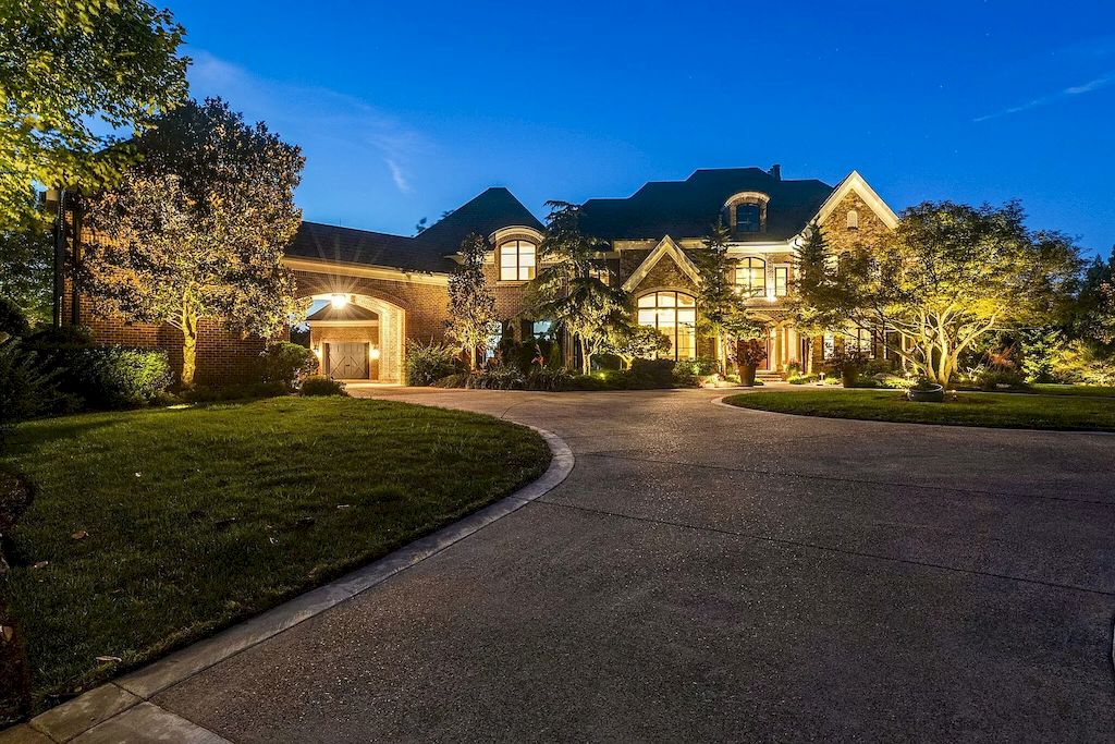 Breathtaking Hilltop Estate with Exquisite Details and Finishes in Tennessee Listed for $8,250,000