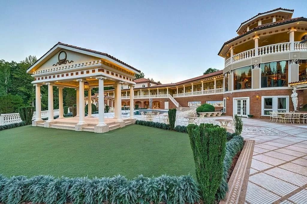 This $6,999,000 Resort Style Home is the Ultimate Entertaining Venue in Georgia