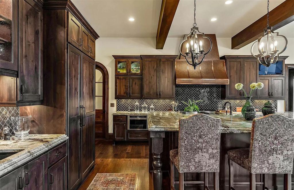 Impressive beautiful home in Colorado offering royal lifestyle hits Market for $3,295,000