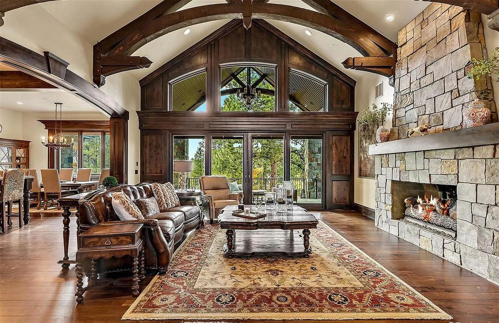 Impressive beautiful home in Colorado offering royal lifestyle hits Market for $3,295,000