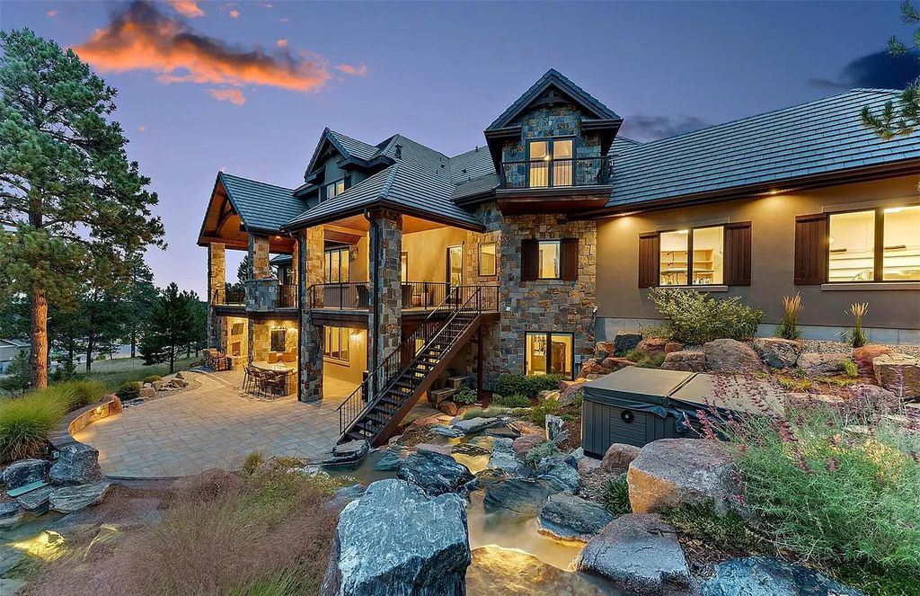 Impressive beautiful home in Colorado offering royal lifestyle hits Market for $3,295,000