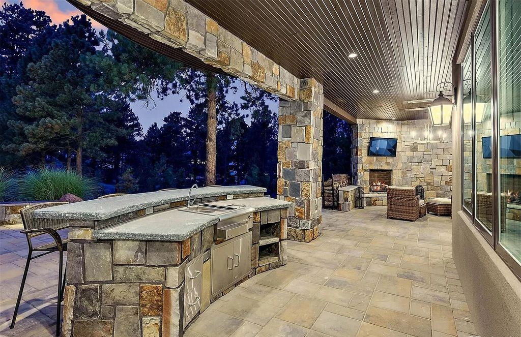 Impressive beautiful home in Colorado offering royal lifestyle hits Market for $3,295,000