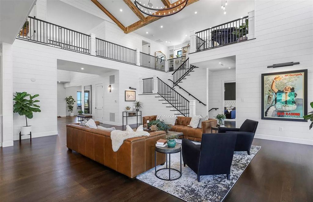 Living Rooms With Brown Leather Sofa