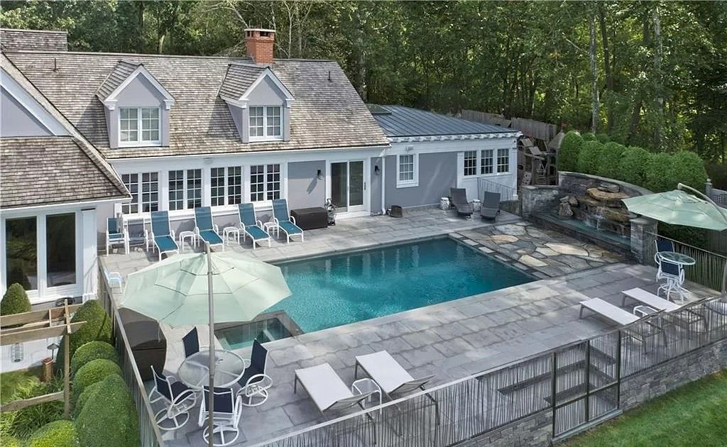 Magnificent Contemporary Direct Waterfront Estate in Connecticut Hits Market for $19,900,000