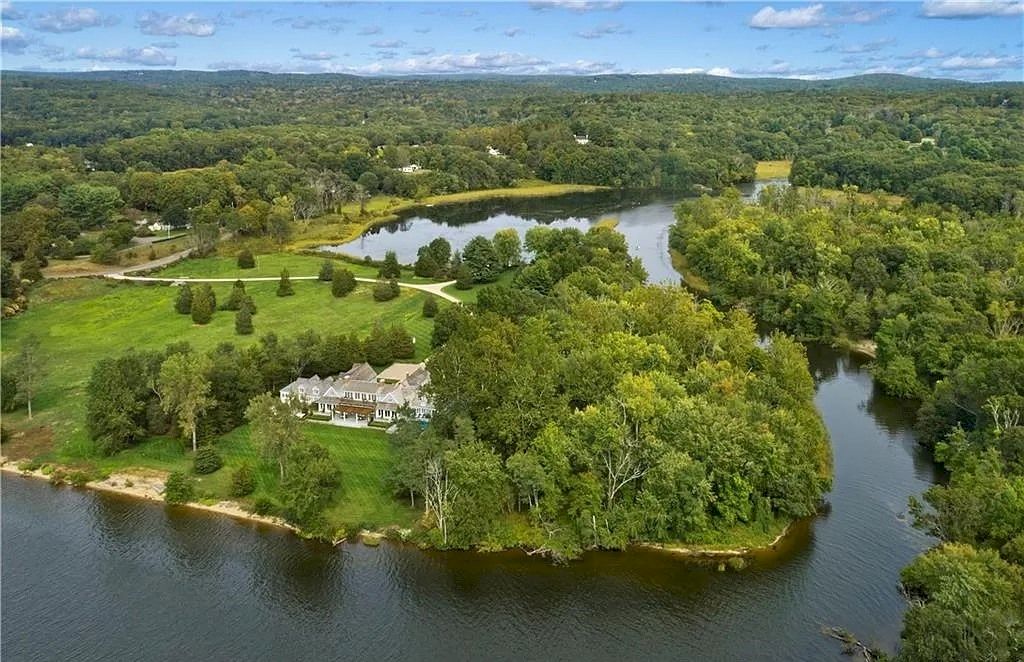 Magnificent Contemporary Direct Waterfront Estate in Connecticut Hits Market for $19,900,000