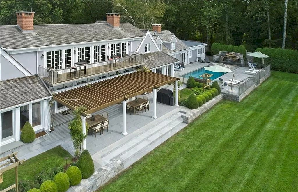 Magnificent Contemporary Direct Waterfront Estate in Connecticut Hits Market for $19,900,000