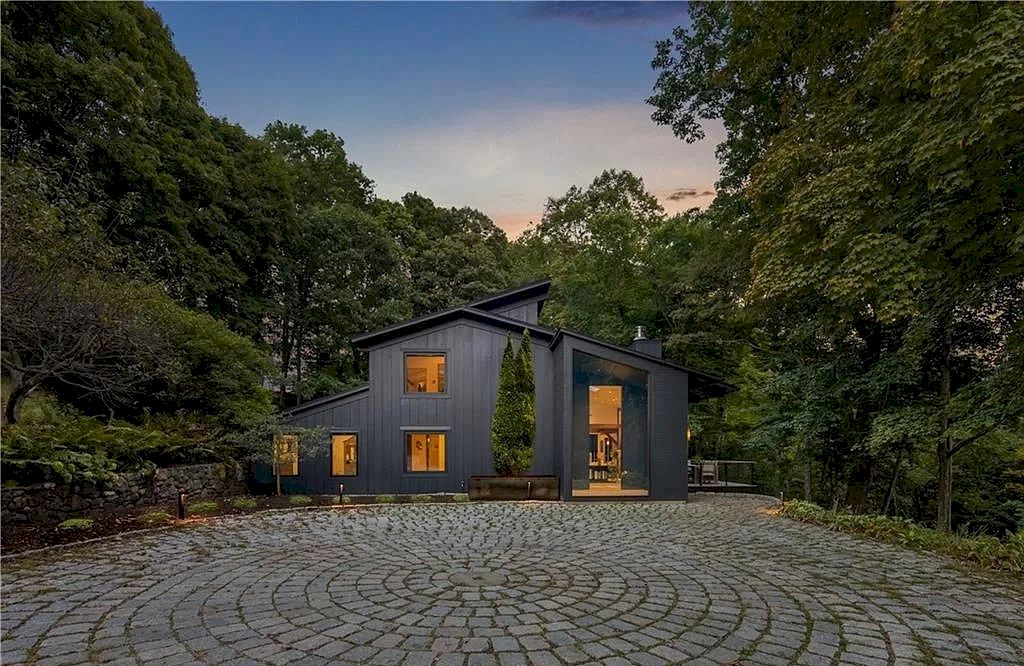 Integrate Contemporary Design and the Warmth of a New England Home in this Connecticut $4,225,000 Masterfully Renovated Residence  