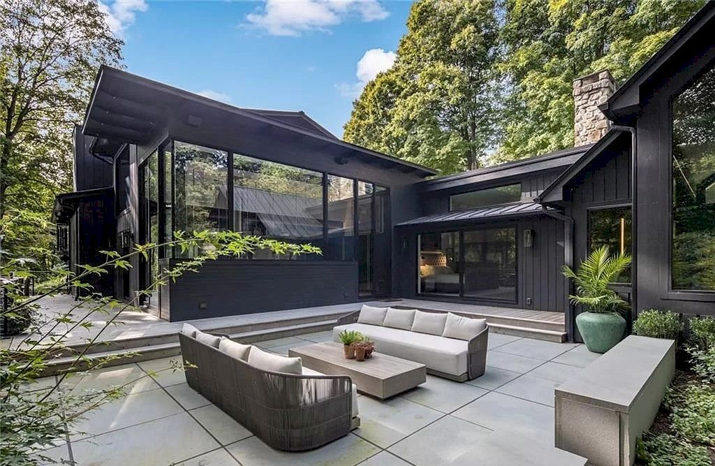 Integrate Contemporary Design and the Warmth of a New England Home in this Connecticut $4,225,000 Masterfully Renovated Residence  