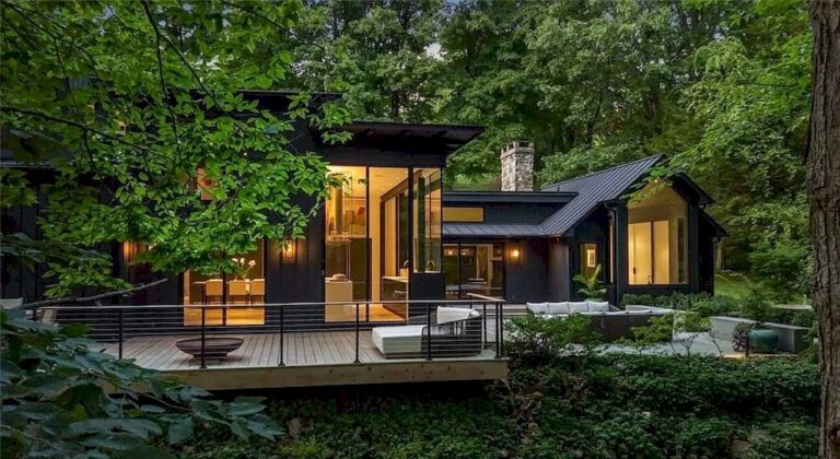 Integrate Contemporary Design and the Warmth of New England Home in this Connecticut $4,225,000 Masterfully Renovated Residence