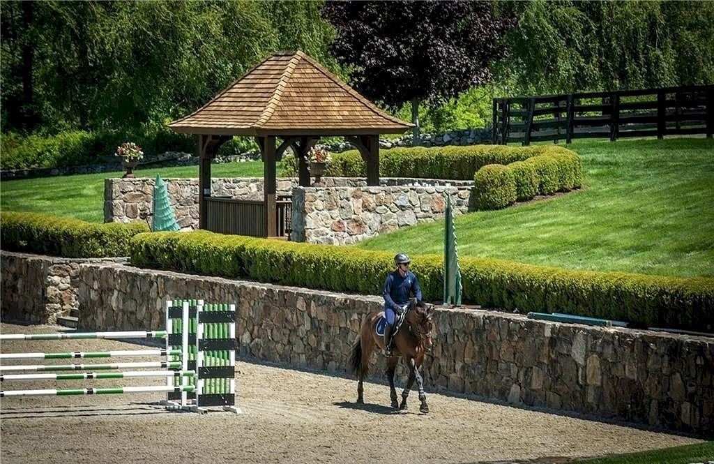 This Connecticut $28,500,000 Extraordinarily One-of-a-kind Equestrian Compound is an Ideal Retreat