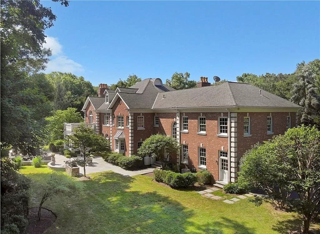 Live the Ultimate Lifestyle of Endless Fun in This $5,995,000 Connecticut Mid-Country Estate