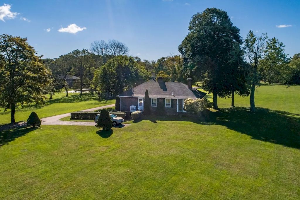 Connecticut Glorious Custom-built Home Hits Market for $12,600,000