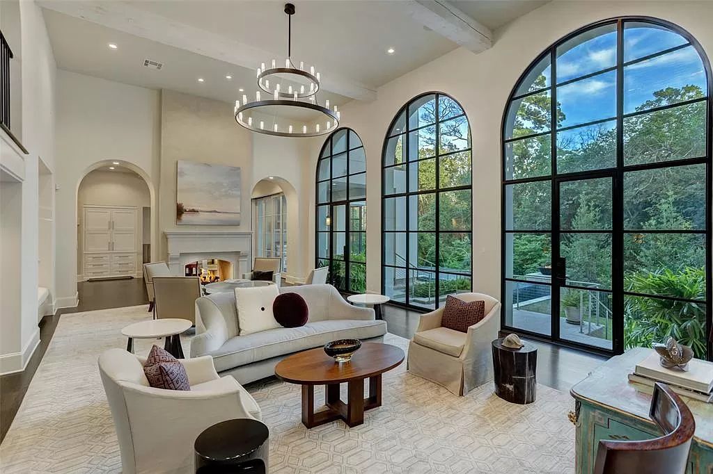 A-Classic-French-Home-in-Houston-on-An-Ultra-Private-Lot-for-Sale-at-7295000-10