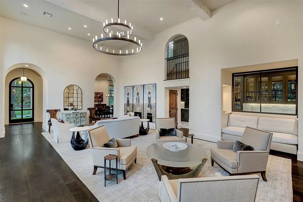 The Home in Houston is an exquisite estate where the classic French inspiration meets effortless modern living now available for sale. This home located at 59 Tiel Way, Houston, Texas