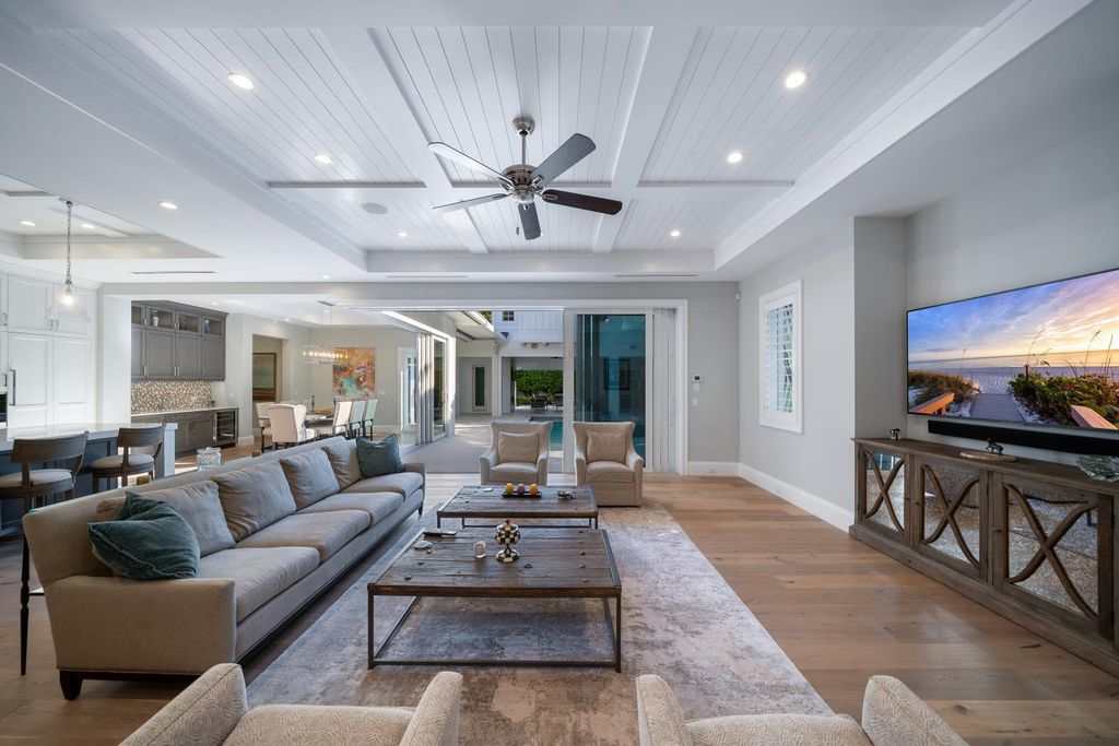 The Home in Naples is a fabulous home with separate guest house with spectacular upgrades and level of finishes now available for sale. This home located at 30 6th Ave N, Naples, Florida