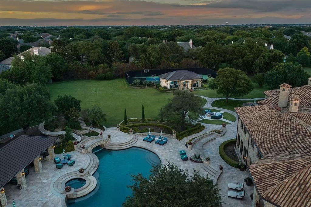 The Home in Plano is a gated residence built and designed by Lloyd Lumpkins offers modern touches, and endless views now available for sale.