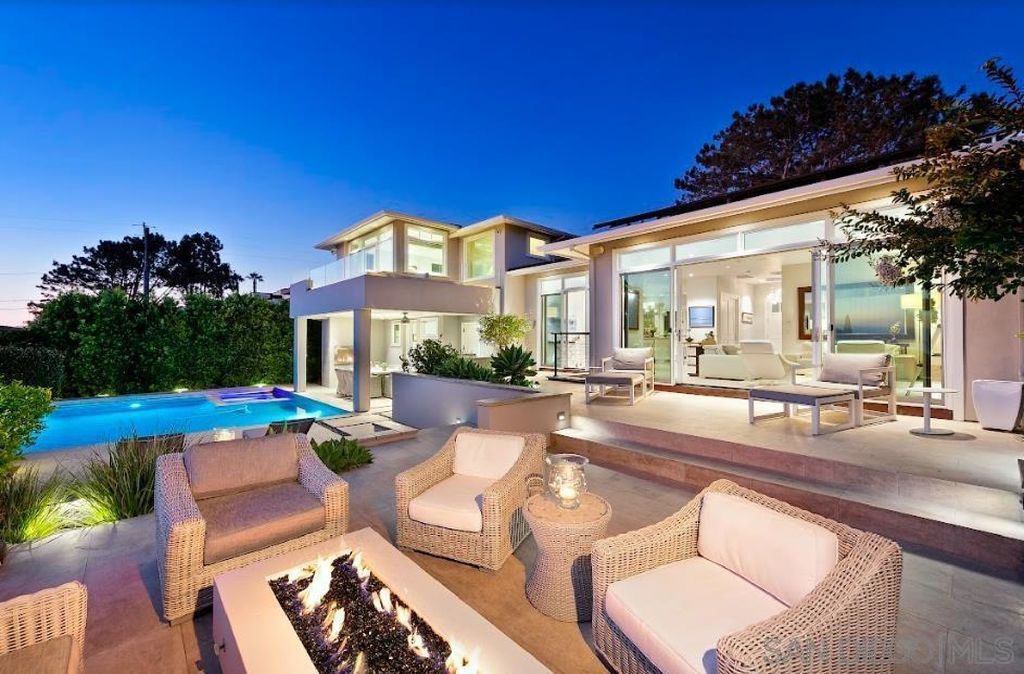 A-Modern-Home-on-Corner-lot-in-Del-Mar-with-Stunning-View-of-the-Pacific-Asking-for-10850000-1