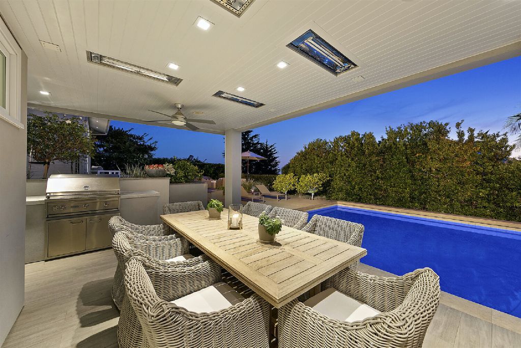A-Modern-Home-on-Corner-lot-in-Del-Mar-with-Stunning-View-of-the-Pacific-Asking-for-10850000-14