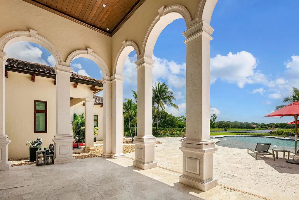 An-Exquisite-Mansion-in-Delray-Beach-presents-The-Luxurious-Lifestyle-for-Sale-at-15500000-21
