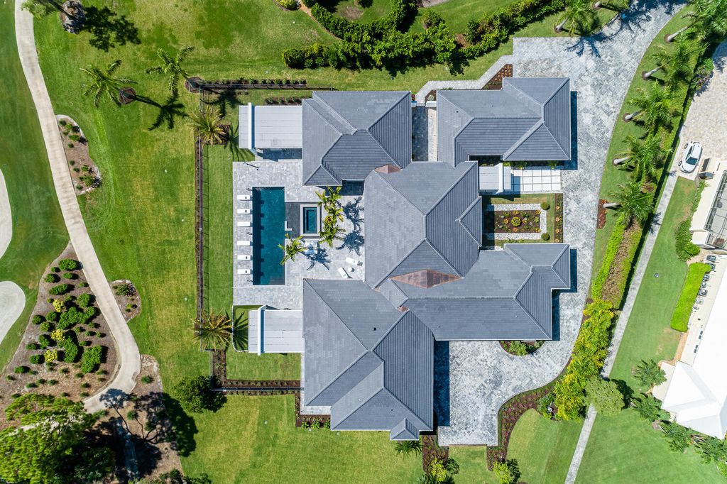 An-Unprecedented-Home-in-Naples-with-Unmatched-Quality-Asks-for-5900000-28