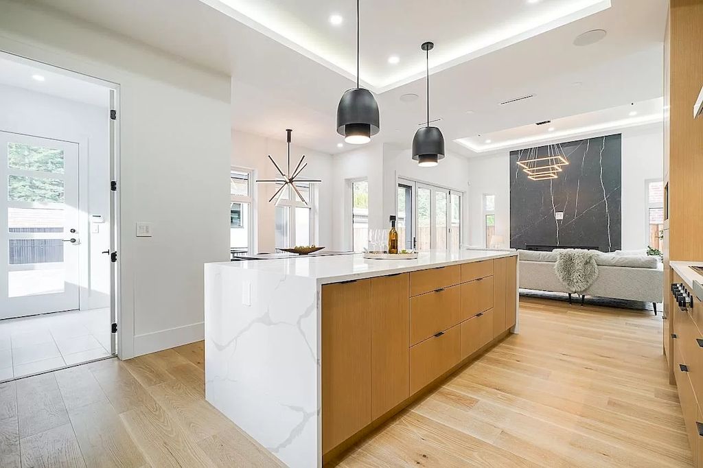 Brand-New-Home-in-North-Vancouver-with-Inspiring-Design-Ideas-Hits-Market-for-C3298000-11