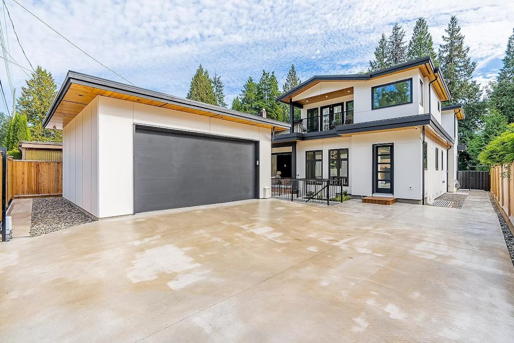 Brand-New-Home-in-North-Vancouver-with-Inspiring-Design-Ideas-Hits-Market-for-C3298000-17