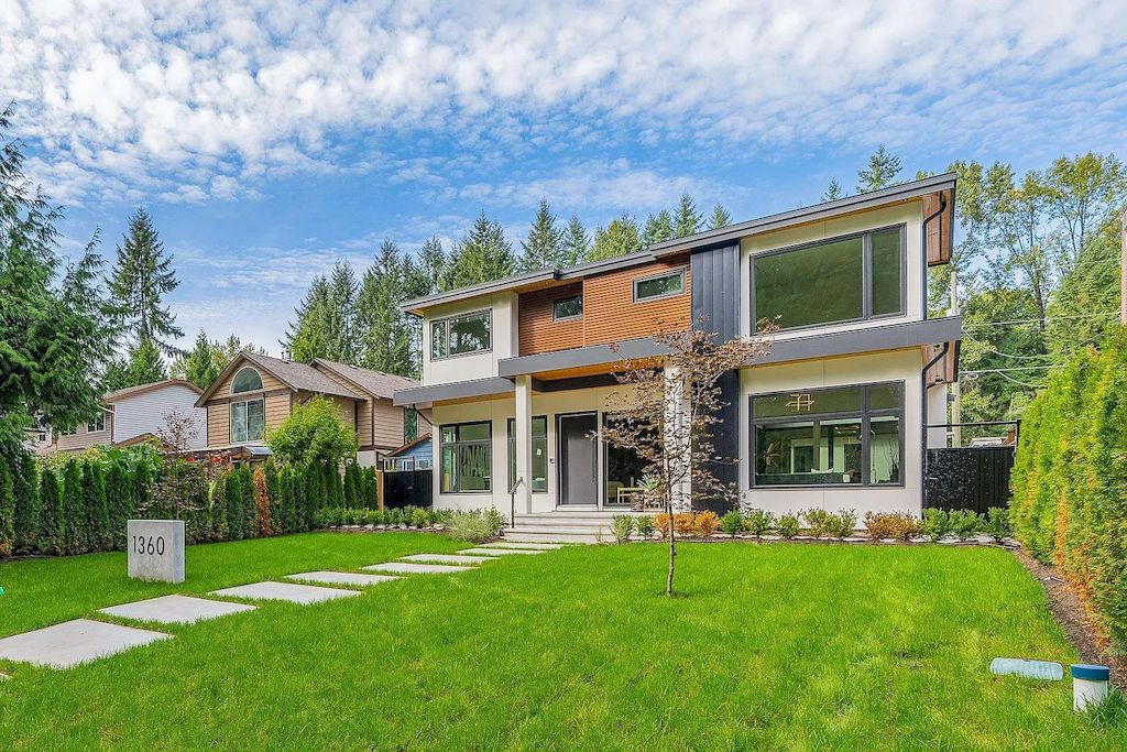 The Brand New Home in North Vancouver is a modern home now available for sale. This home is located at 1360 Plateau Dr, North Vancouver, BC V7P 2J6, Canada