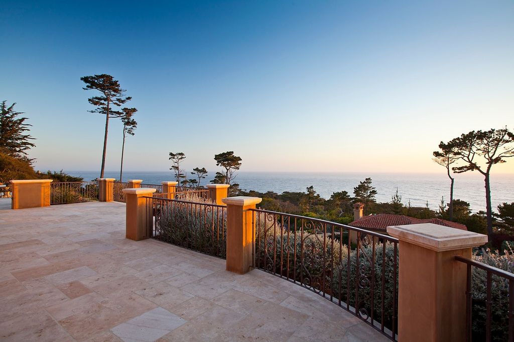 California-World-Class-Mediterranean-Villa-in-Pebble-Beach-Seeking-for-22950000-22