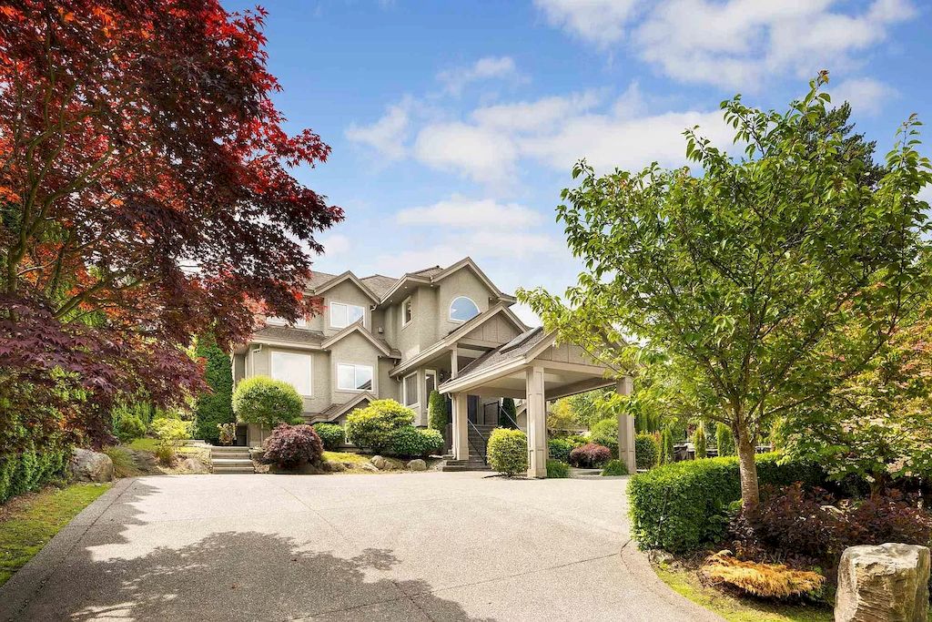 The Luxury Home in Surrey is an amazing home now available for sale. This home is located at 16012 30th Ave, Surrey, BC V3Z 0Z8, Canada