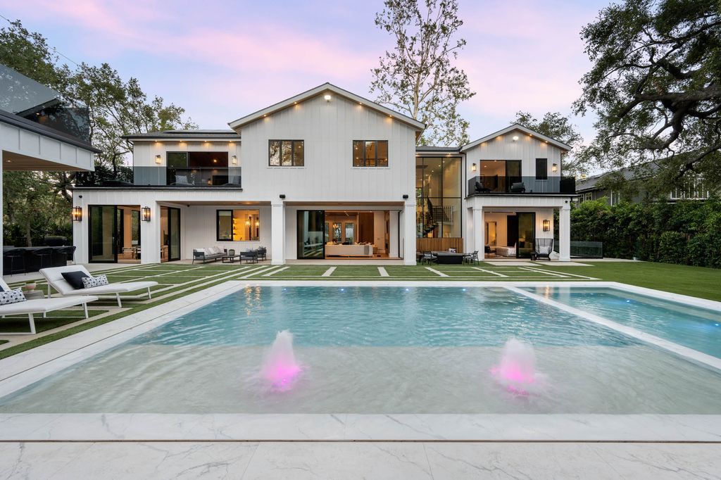 The Home in Encino is a breathtaking and awe inspiring new construction masterpiece affords the finest luxury experience now available for sale. This home located at 4565 Encino Ave, Encino, California