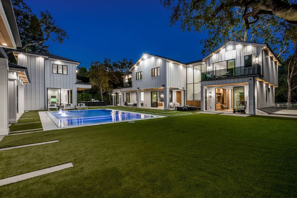 The Home in Encino is a breathtaking and awe inspiring new construction masterpiece affords the finest luxury experience now available for sale. This home located at 4565 Encino Ave, Encino, California