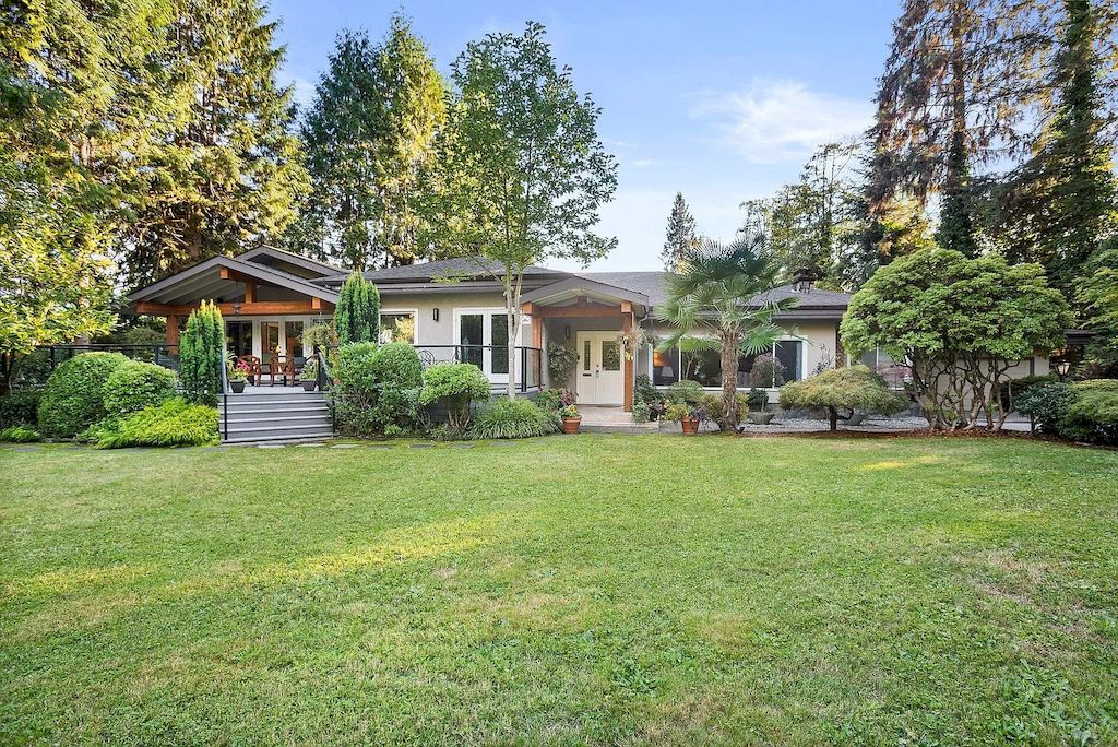 The Unique Park-like House in West Vancouver is a luxurious home now available for sale. This home located at 791 Southborough Dr, West Vancouver, BC V7S 1N3, Canada