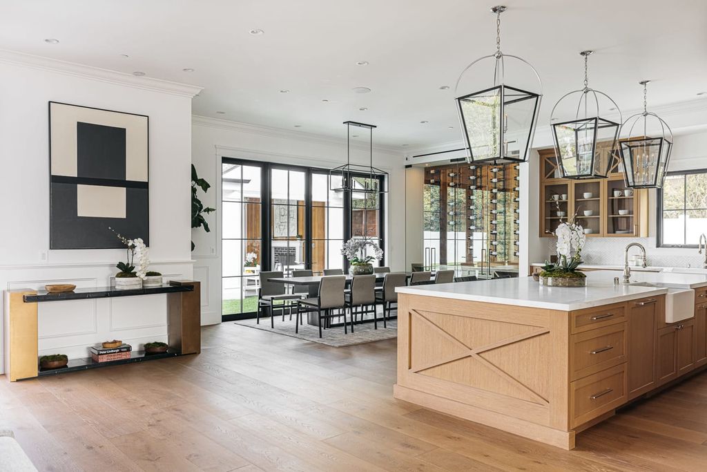 The Home in Los Angeles is a new construction modern farmhouse showcases the epitome of a coastal California lifestyle now available for sale. This home located at 8000 Dunbarton Ave, Los Angeles, California