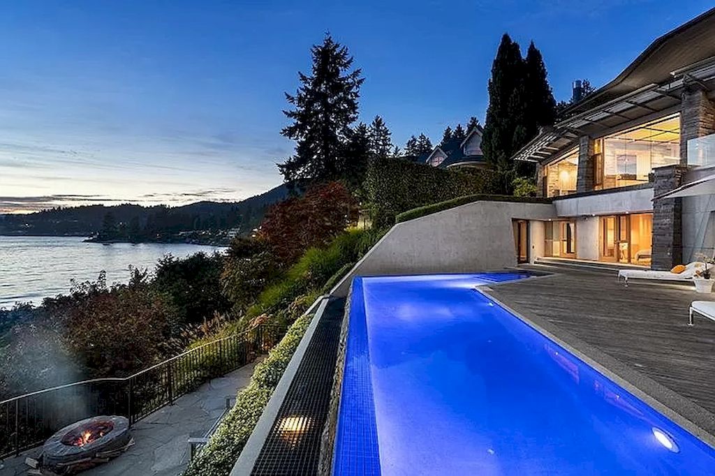 Experience-the-Energizing-Allure-of-the-Ocean-at-This-C26800000-World-Class-Luxury-Estate-in-West-Vancouver-38