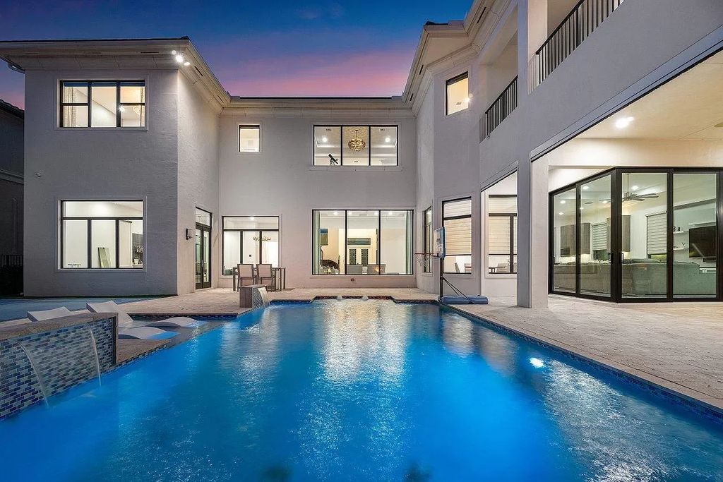 Gorgeous-Lakefront-Home-in-Delray-Beach-with-Resort-Style-Pool-Asking-for-4499000-15