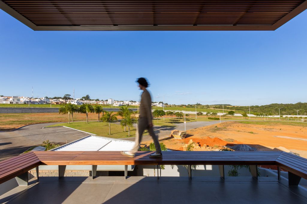 LM-House-a-practical-and-comfortable-Home-by-Joao-de-Barro-Arquitetura-19