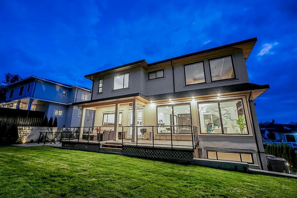 The Impressive Modern Surrey Mansion is a stunning home now available for sale. This home is located at 2928 165b St, Surrey, BC V3Z 0X9, Canada