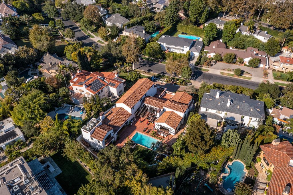 The Los Angeles Mansion is a timeless Spanish home was meticulously crafted to the highest of standards now available for sale. This home located at 467 Comstock Ave, Los Angeles, California