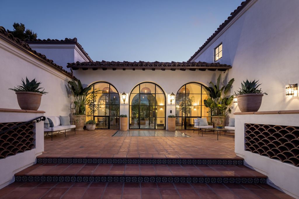 Meticulously-Crafted-Los-Angeles-Spanish-Mansion-in-Prime-Little-Holmby-for-Sale-at-18995000-3