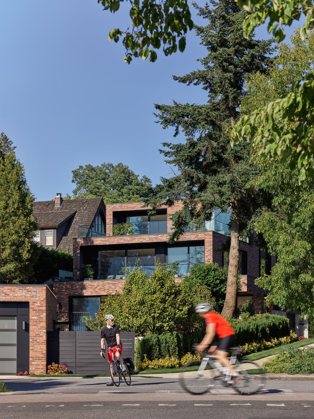 Nanton-Residence-a-Stunning-Mordern-Brick-Home-by-BLA-Design-Group-38
