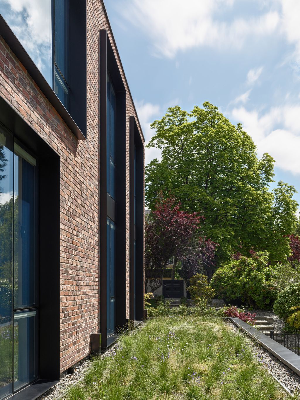 Nanton-Residence-a-Stunning-Mordern-Brick-Home-by-BLA-Design-Group-6