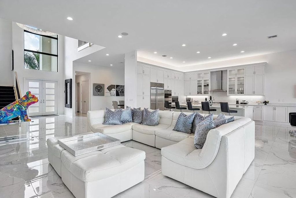 New-Transitional-Contemporary-Home-with-Lake-View-in-Boca-Raton-offered-at-3500000-2