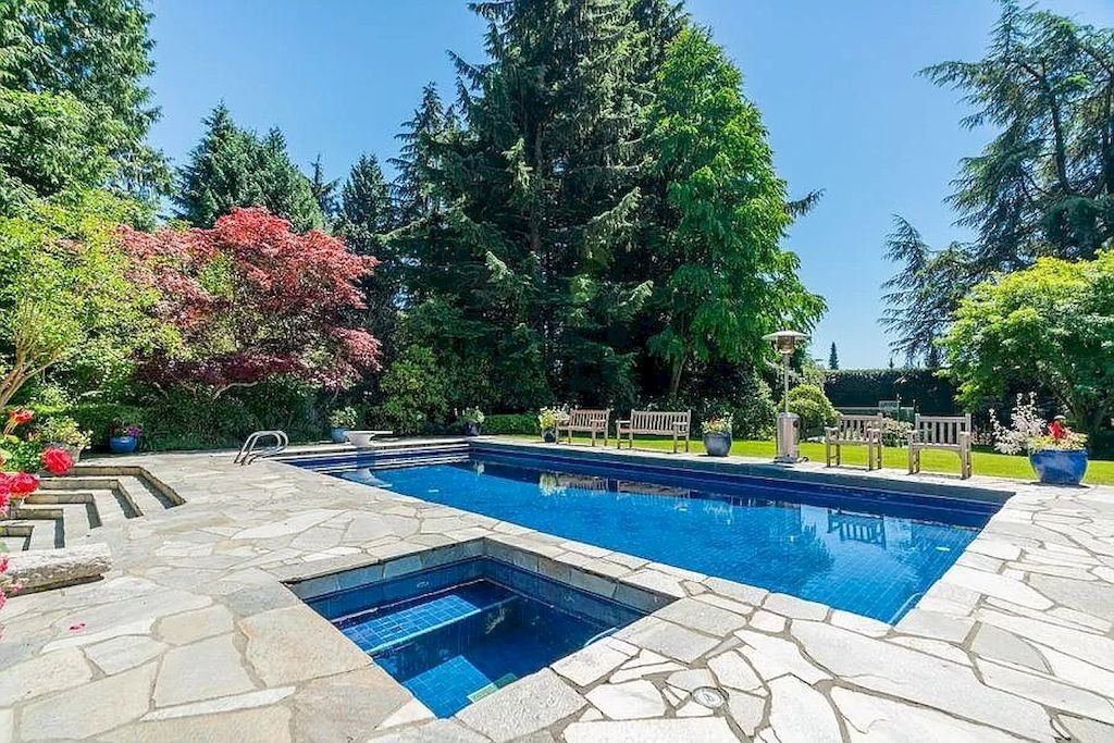 Palatial-Inviting-Tudor-Mansion-in-West-Vancouver-Lists-for-C14800000-23