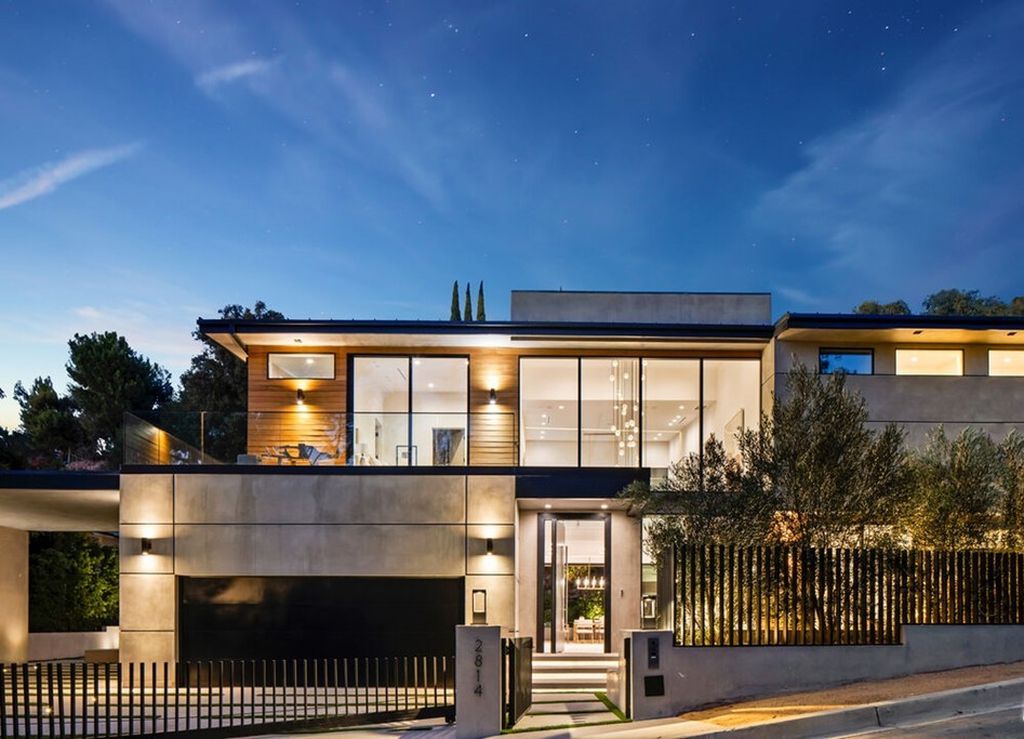 The Home in Bel Air is a stunning modern organic is nestled in a peaceful setting and surrounded by lush landscaping now available for sale. This home located at 2814 Roscomare Rd, Los Angeles, California