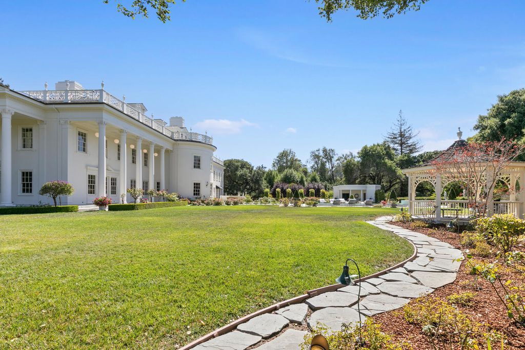 The-Historic-Mansion-Western-White-House-in-Hillsborough-comes-to-Market-at-25000000-29