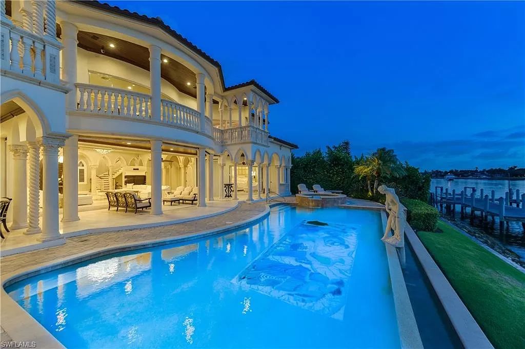 This-15880000-Naples-Home-offers-Stunning-Water-Views-from-Every-Window-14