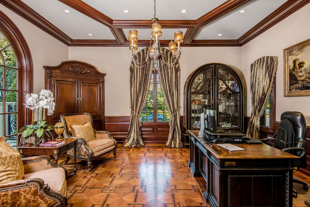 This-32000000-Classic-French-Chateau-in-Calabasas-is-A-World-of-Luxury-and-Quality-6