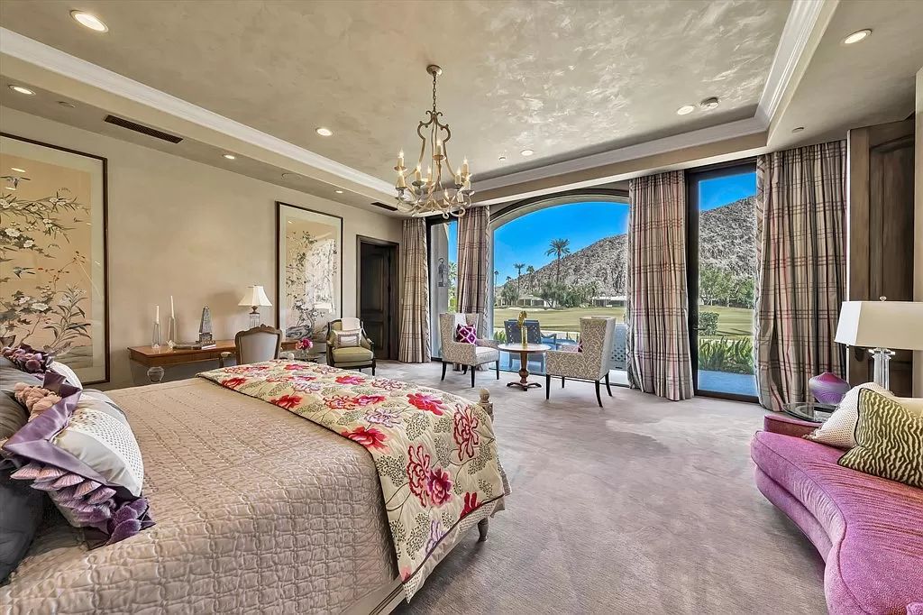 This-8500000-Home-in-Indian-Wells-features-Beautiful-Fairway-and-Mountain-Views-8